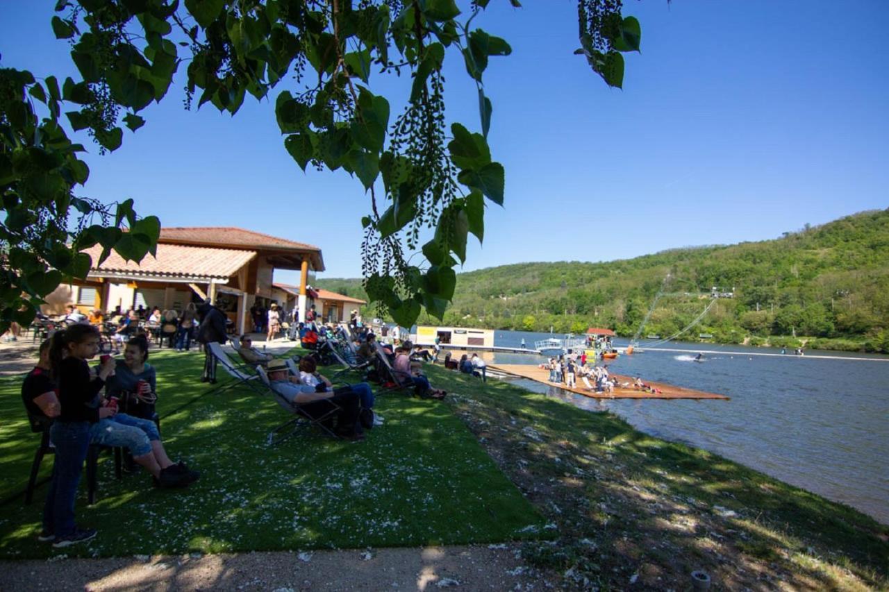 Mobile For Les Rives De Campsite Condrieu